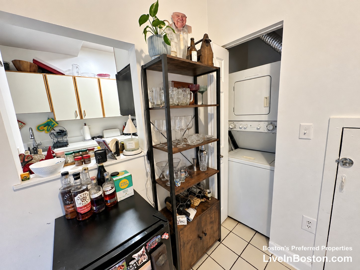 Photos of apartment on Euston Rd.,Boston MA 02135