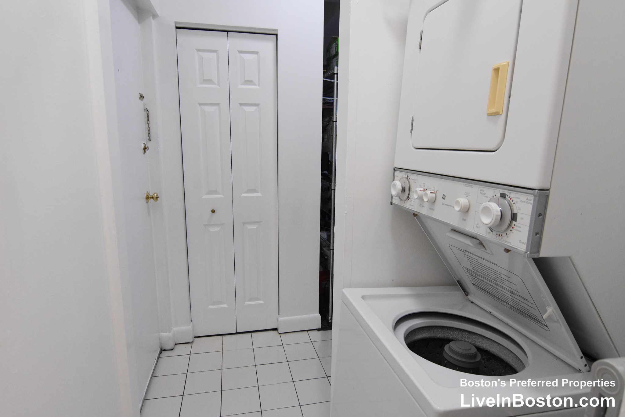 Photos of apartment on Euston Rd.,Boston MA 