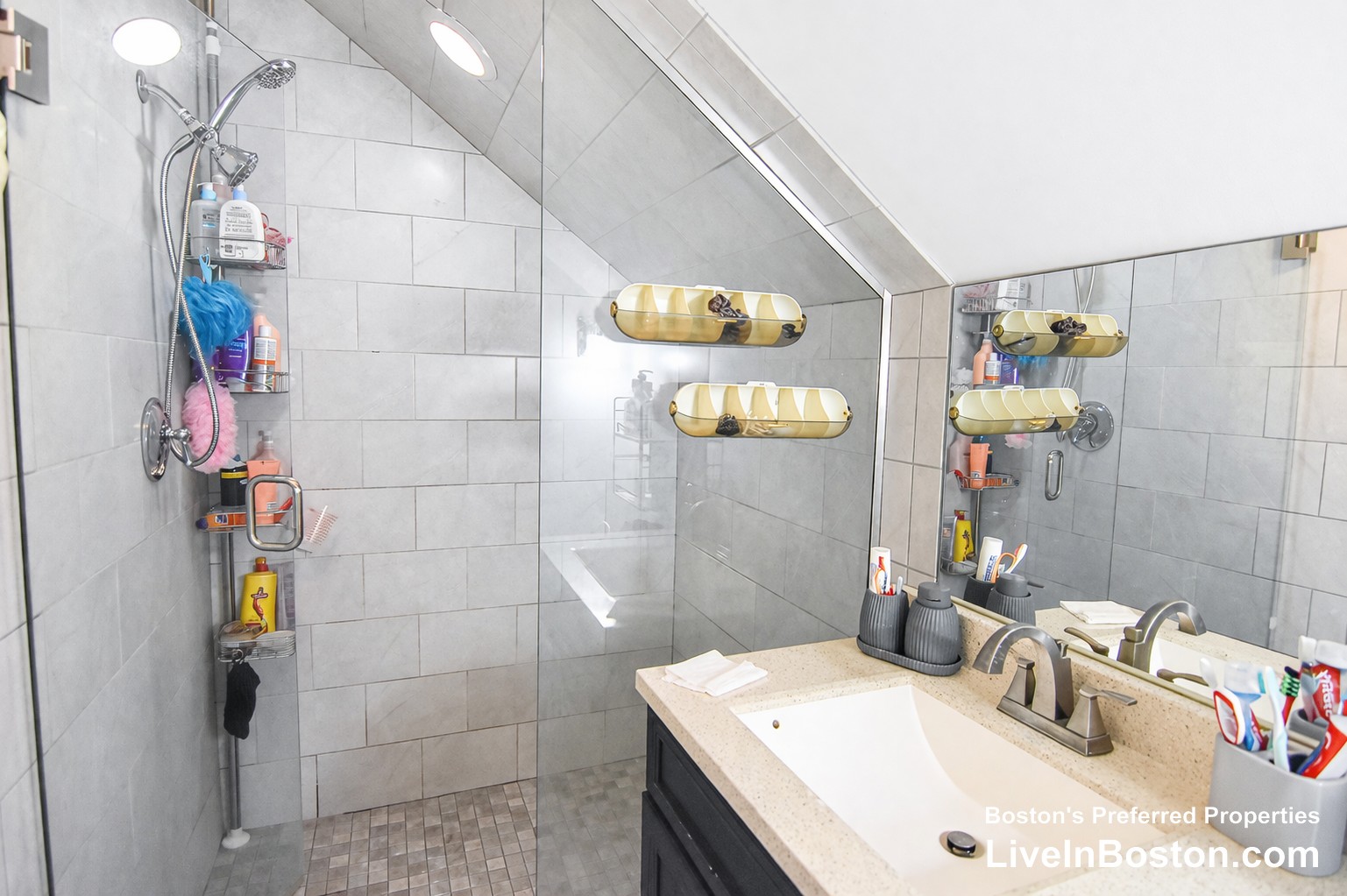 Photos of apartment on Litchfield St.,Boston MA 02135