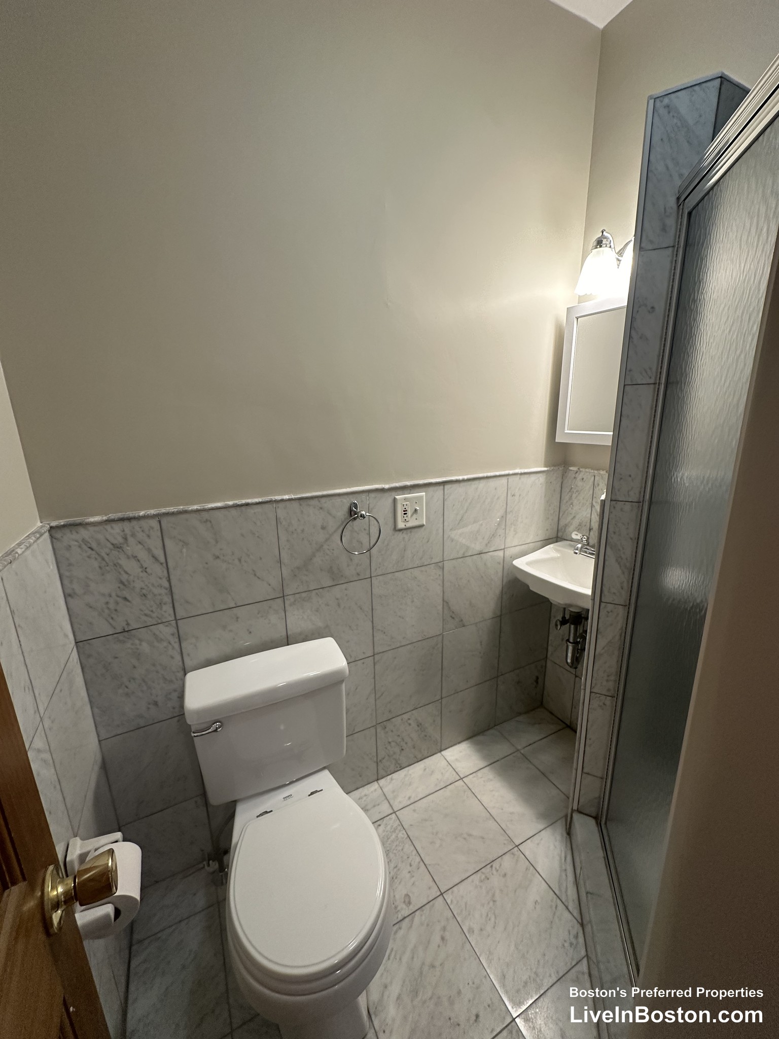 Photos of apartment on Gainsborough,Boston MA 02115