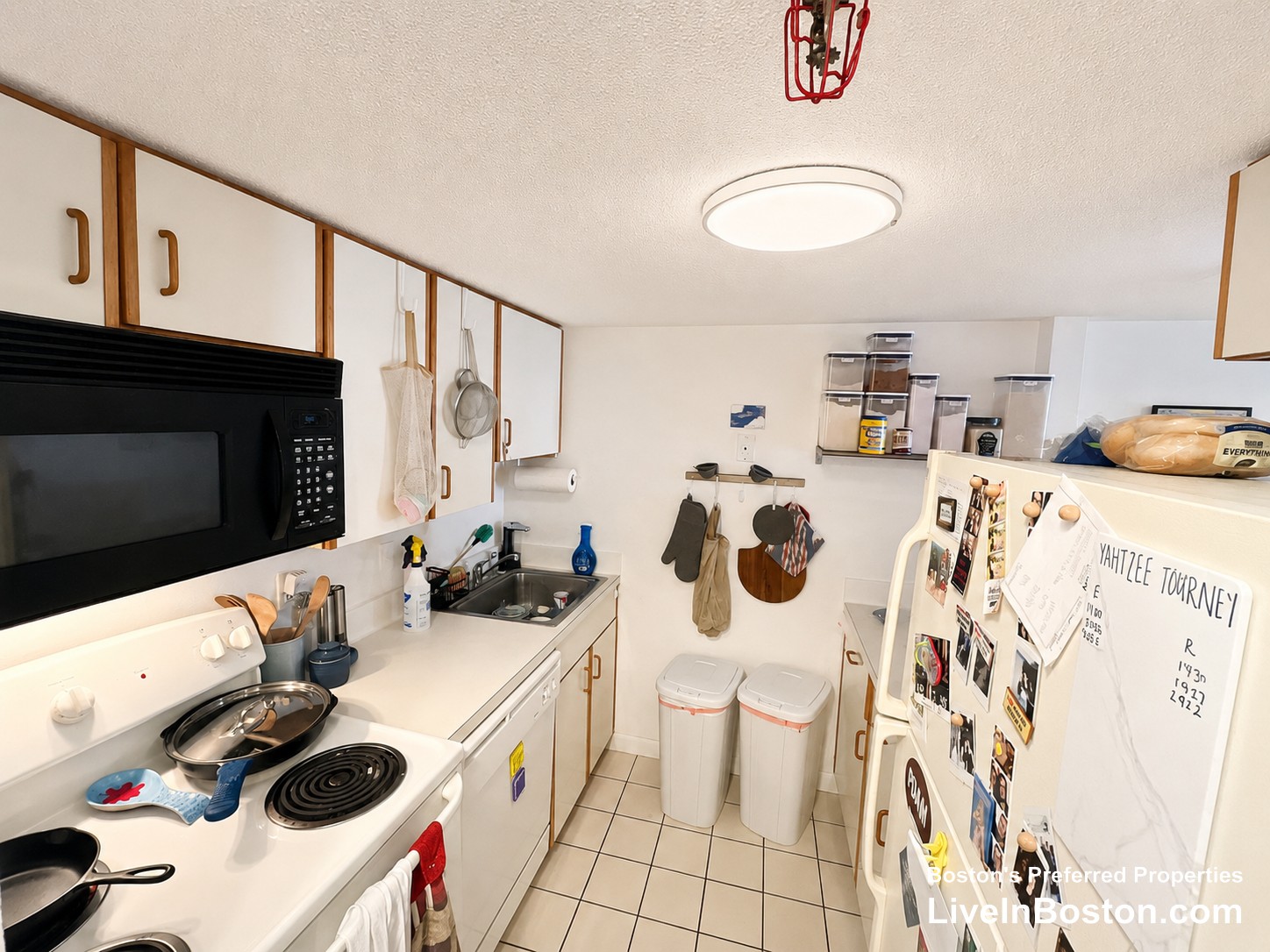 Photos of apartment on Euston Rd.,Boston MA 02135