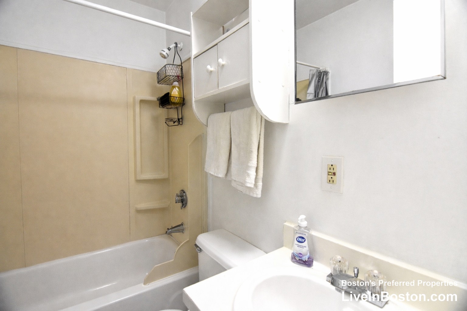 Photos of apartment on Hemenway St.,Boston MA 