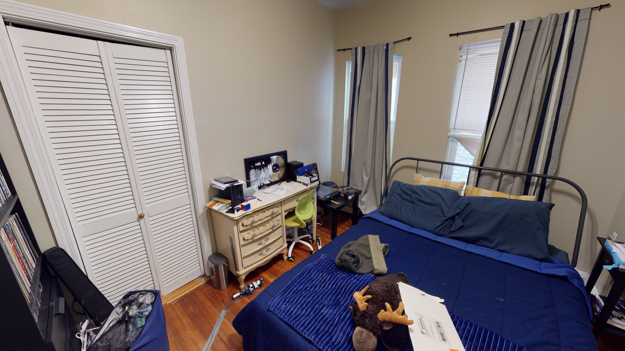 17 Chilcott Pl, Jamaica Plain