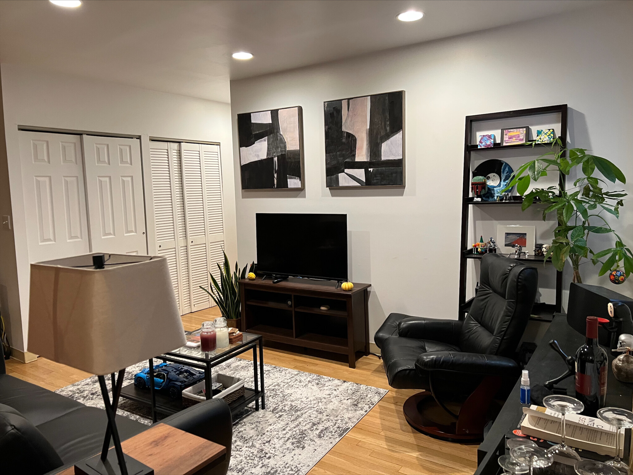 87 Gainsborough St, Fenway