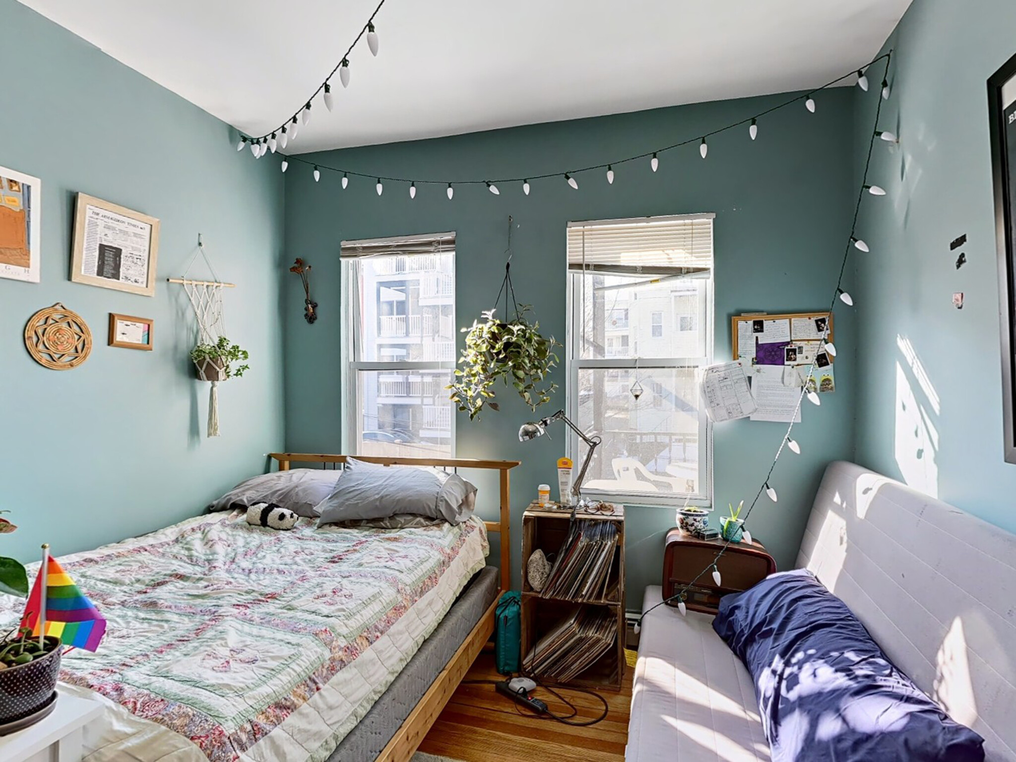 17 Chilcott Pl, Jamaica Plain