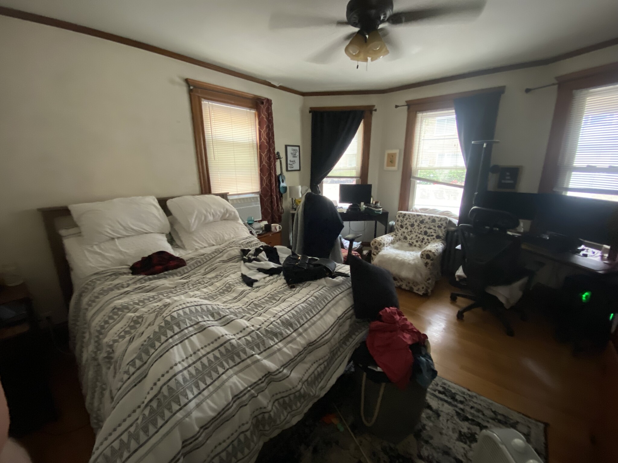 33 Iroquois St, Mission Hill