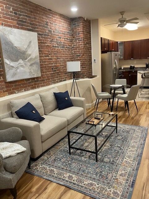 45 Hemenway St, Fenway