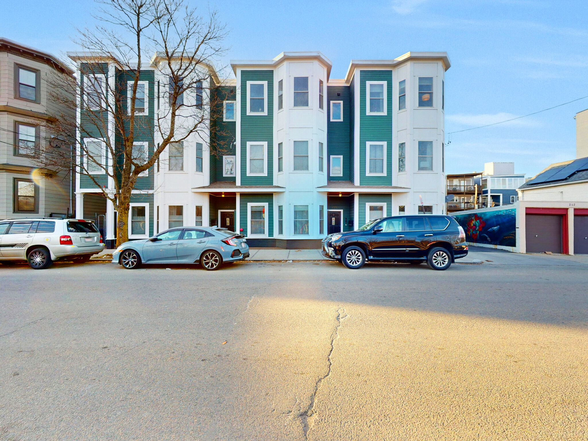 260 Bremen St, East Boston