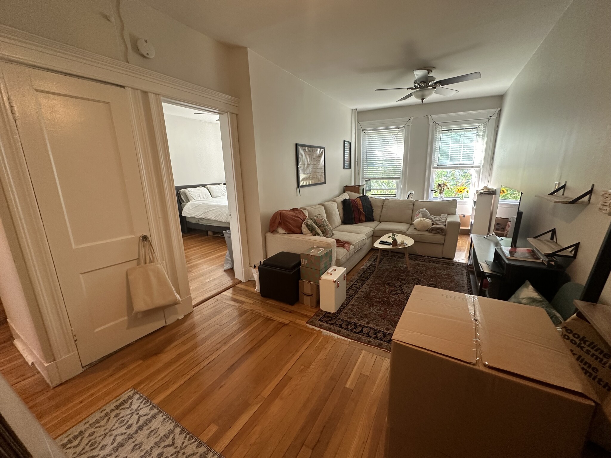 1872 Commonwealth Ave. - 2,350USD / month