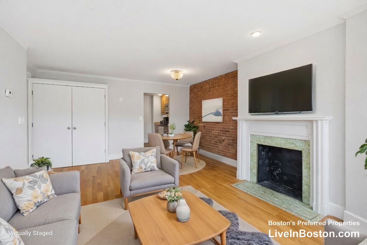 Photos of apartment on Gainsborough St.,Boston MA 02115