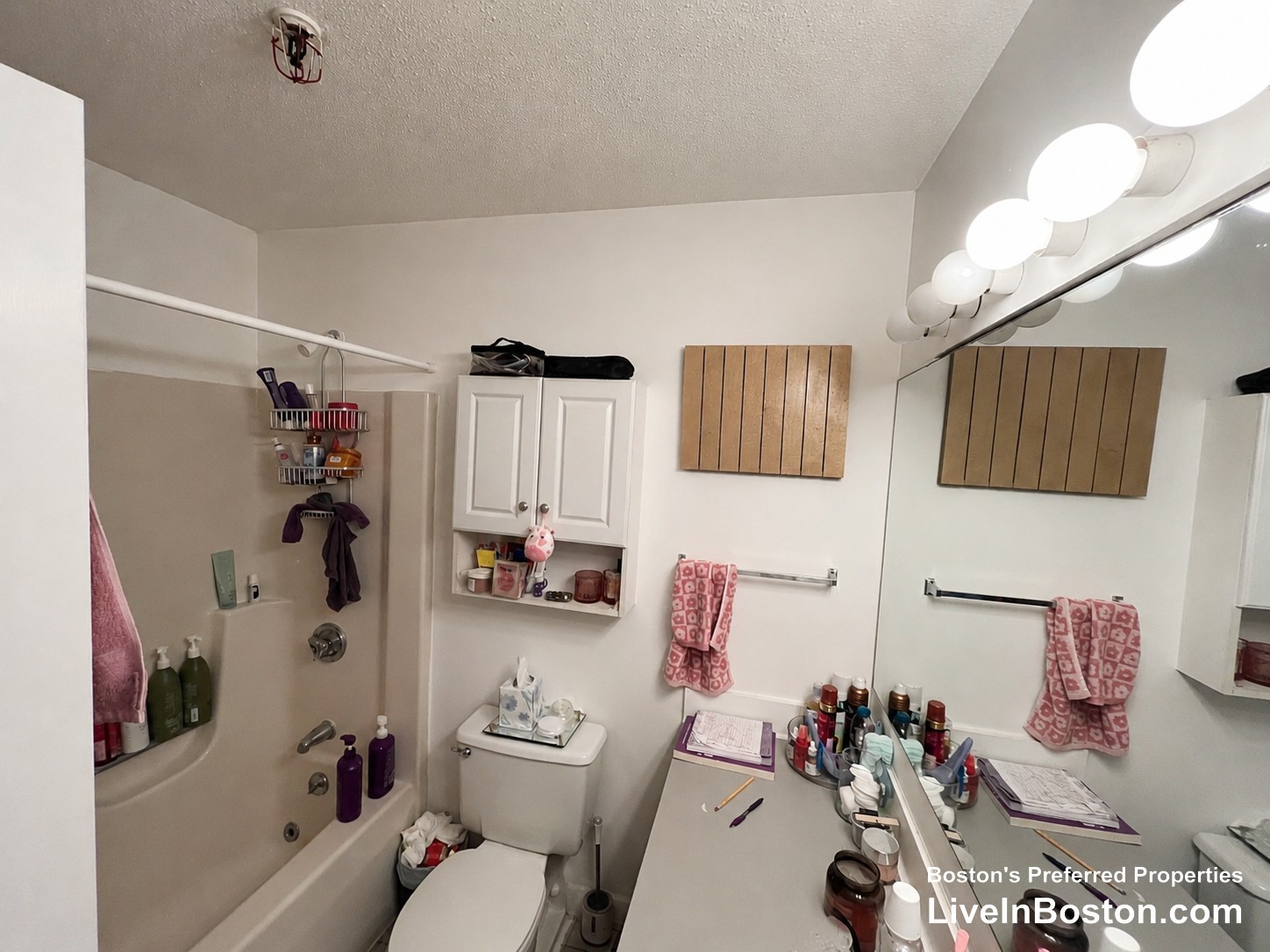 Photos of apartment on Euston Rd.,Boston MA 02135