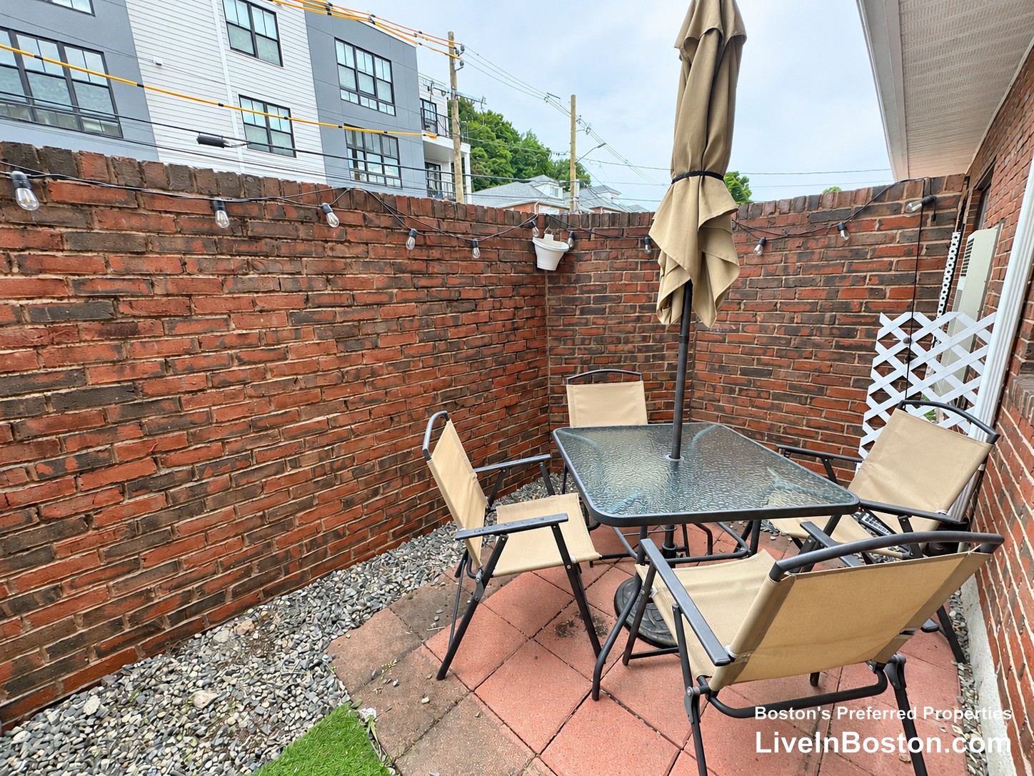 Photos of apartment on Euston Rd.,Boston MA 02135