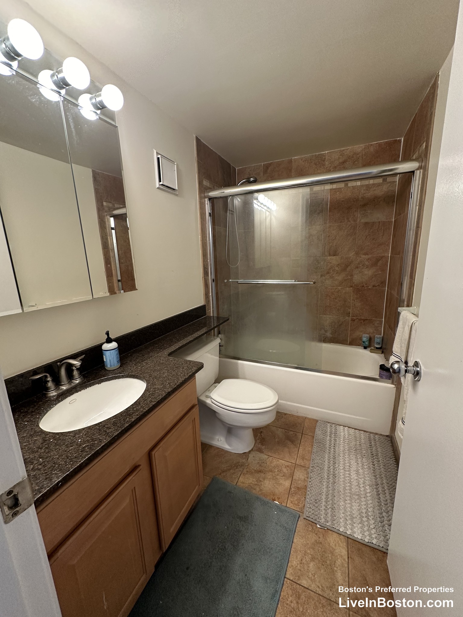 Photos of apartment on Peterborough St.,Boston MA 02215