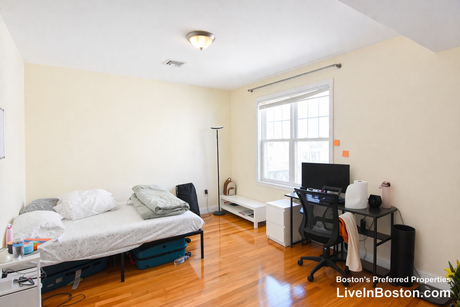 Photos of apartment on Litchfield St.,Boston MA 02135