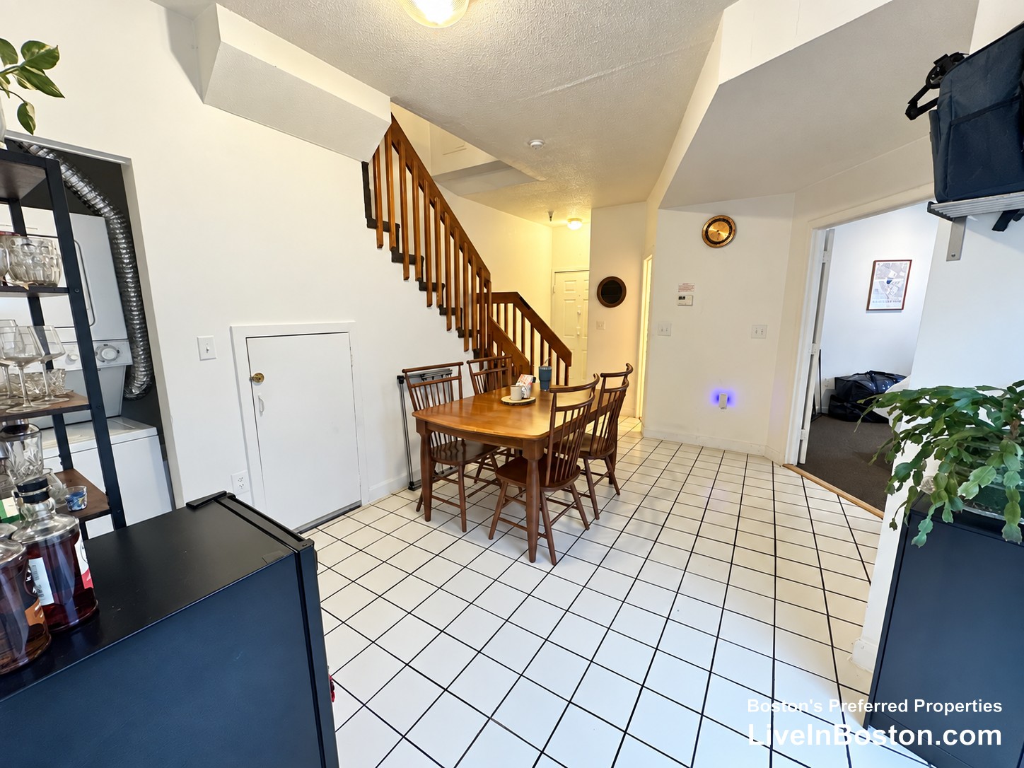 Photos of apartment on Euston Rd.,Boston MA 02135
