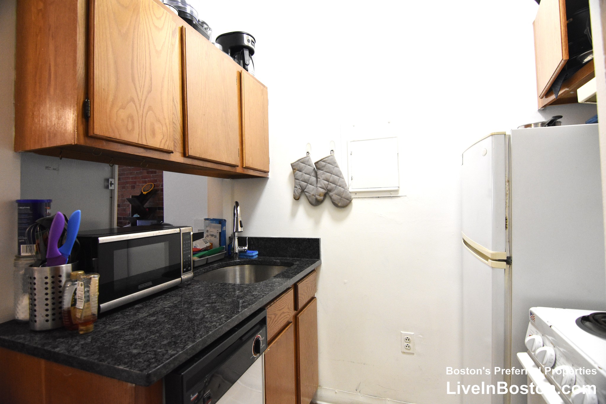 Photos of apartment on Hemenway St.,Boston MA 
