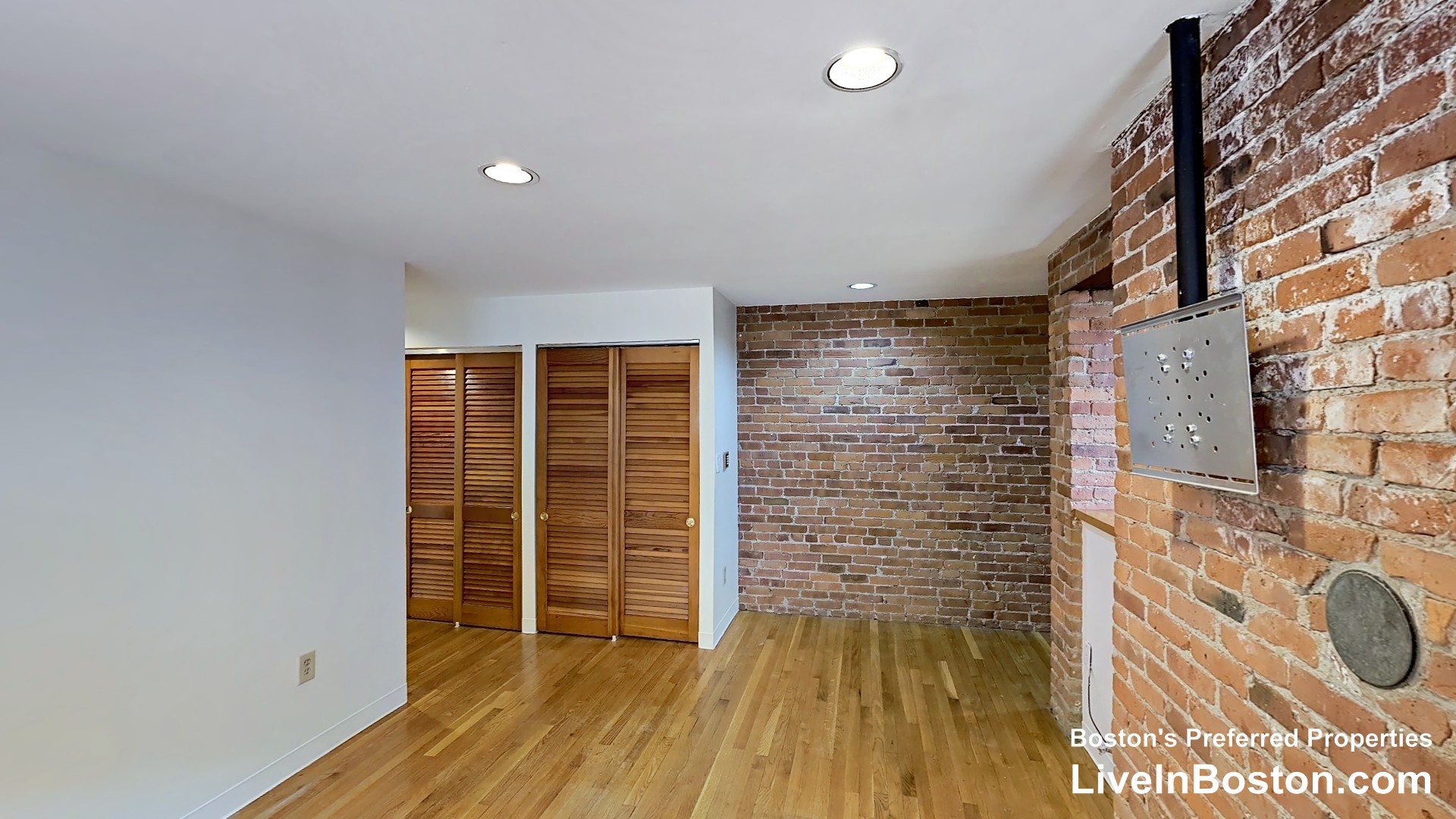 Photos of apartment on Gainsborough St.,Boston MA 02115