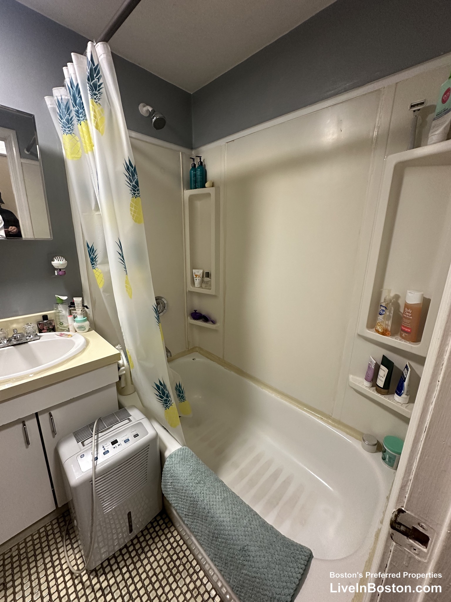 Photos of apartment on Hemenway St.,Boston MA 