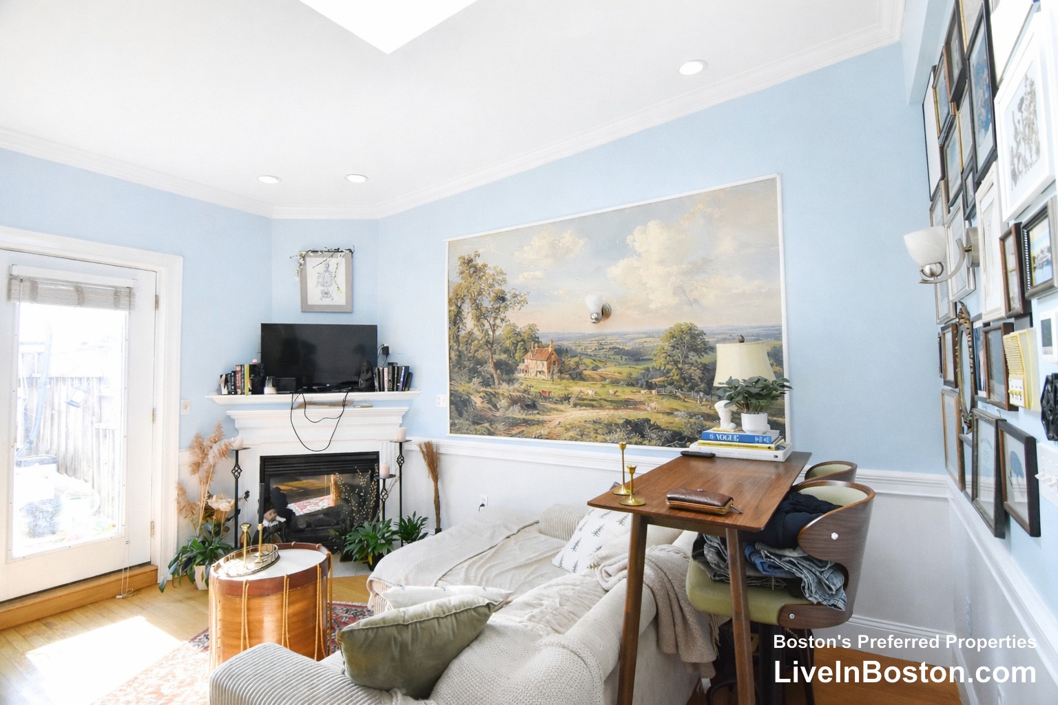 Photos of apartment on Bowen St.,Boston MA 02127