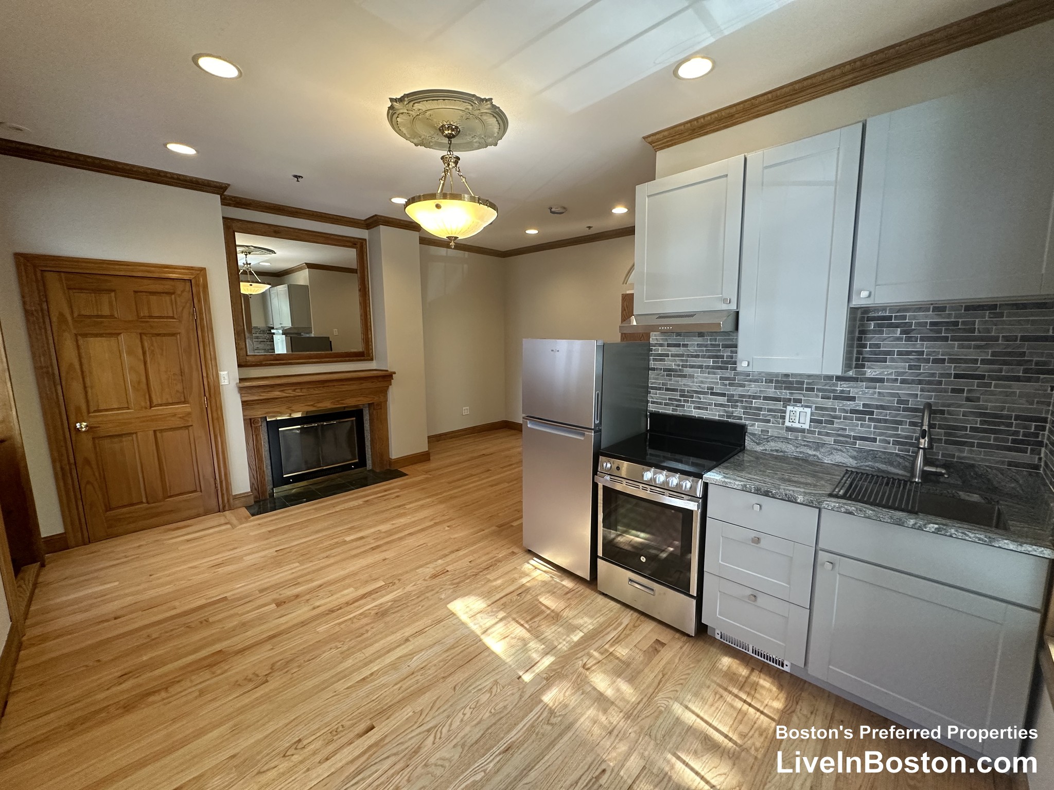 Photos of apartment on Hemenway St.,Boston MA 02115