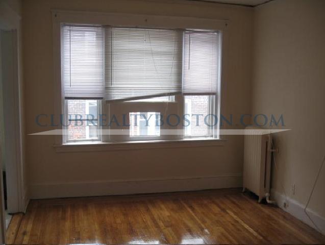 1615 Commonwealth Ave, Brighton