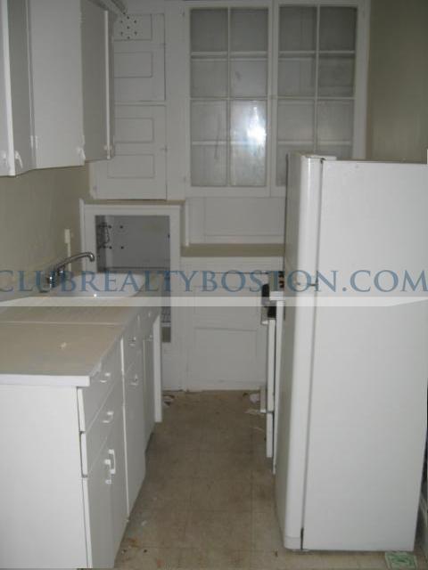 1615 Commonwealth Ave, Brighton