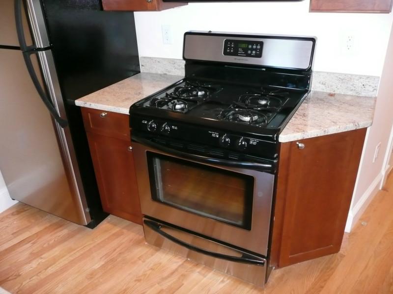 28 Montgomery St, South End