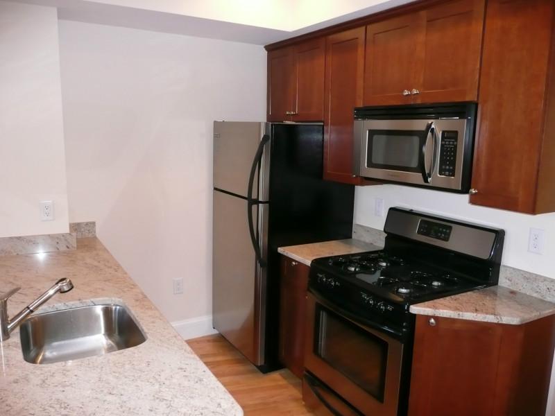 28 Montgomery St, South End