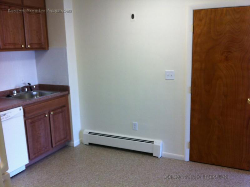 2 bed, 1 bath apartment for rent at 68 Butler St Unit A9, Dorchester — photo 11 of 12