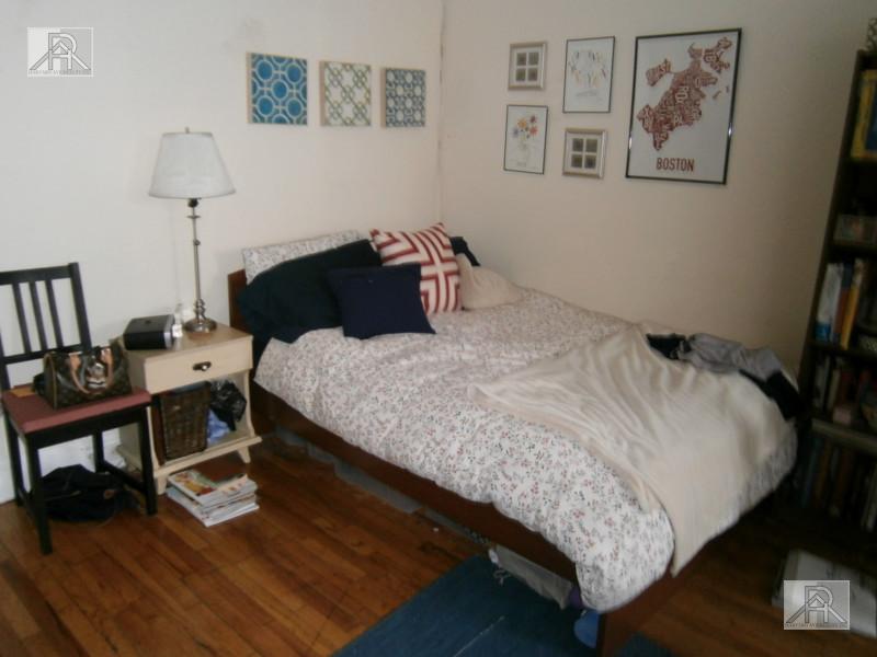 https://ygl-photos.s3.us-west-004.backblazeb2.com/2499657.jpg