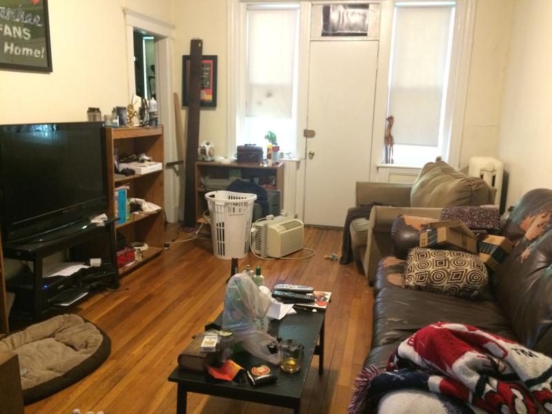 2 bed, 1 bath apartment for rent at 1713 Commonwealth Ave Unit 12, Brighton