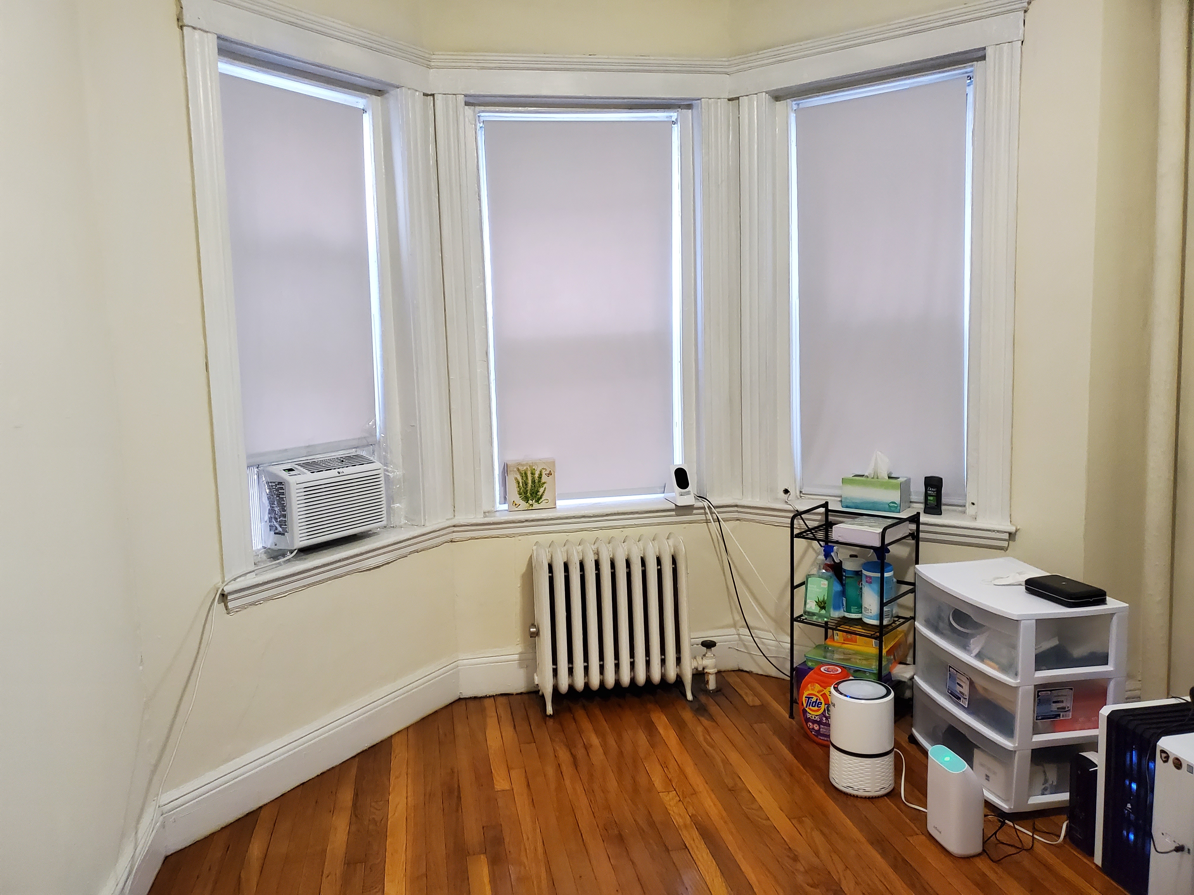 Studio bed, 1 bath apartment for rent at 1203 Boylston St Unit 2, Fenway — photo 9 of 14