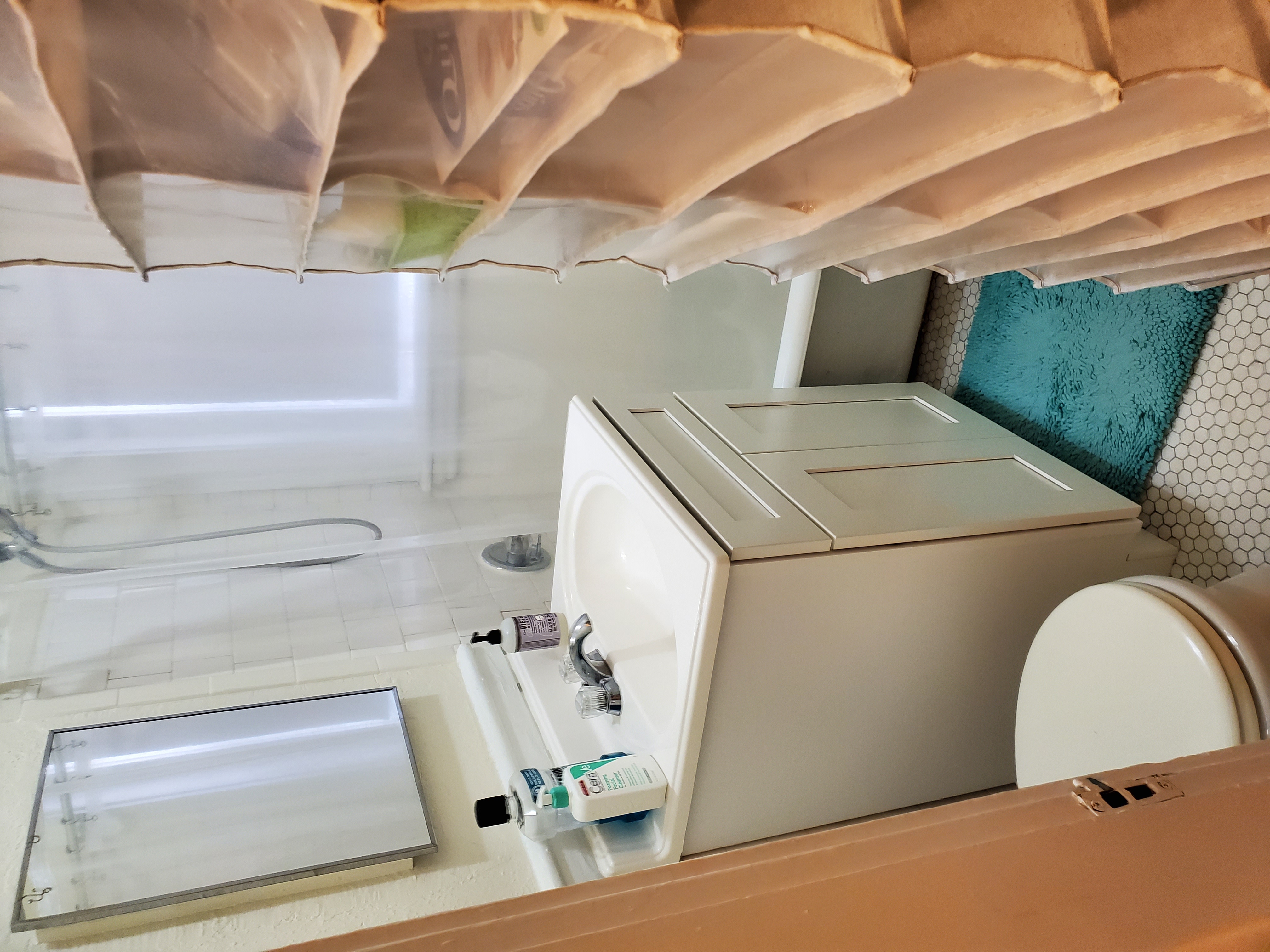 Studio bed, 1 bath apartment for rent at 1203 Boylston St Unit 2, Fenway — photo 10 of 14