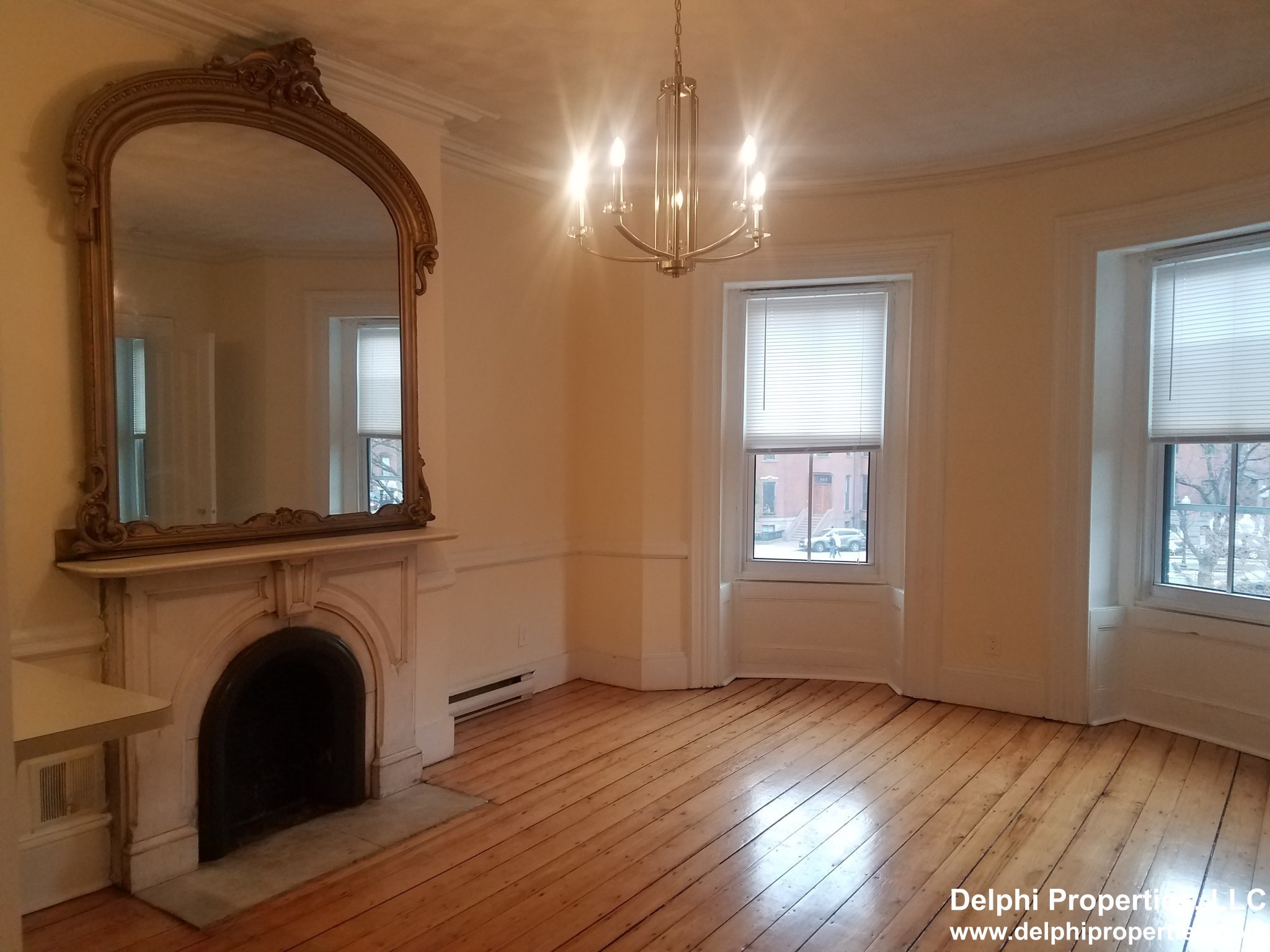 554 Massachusetts Ave, South End