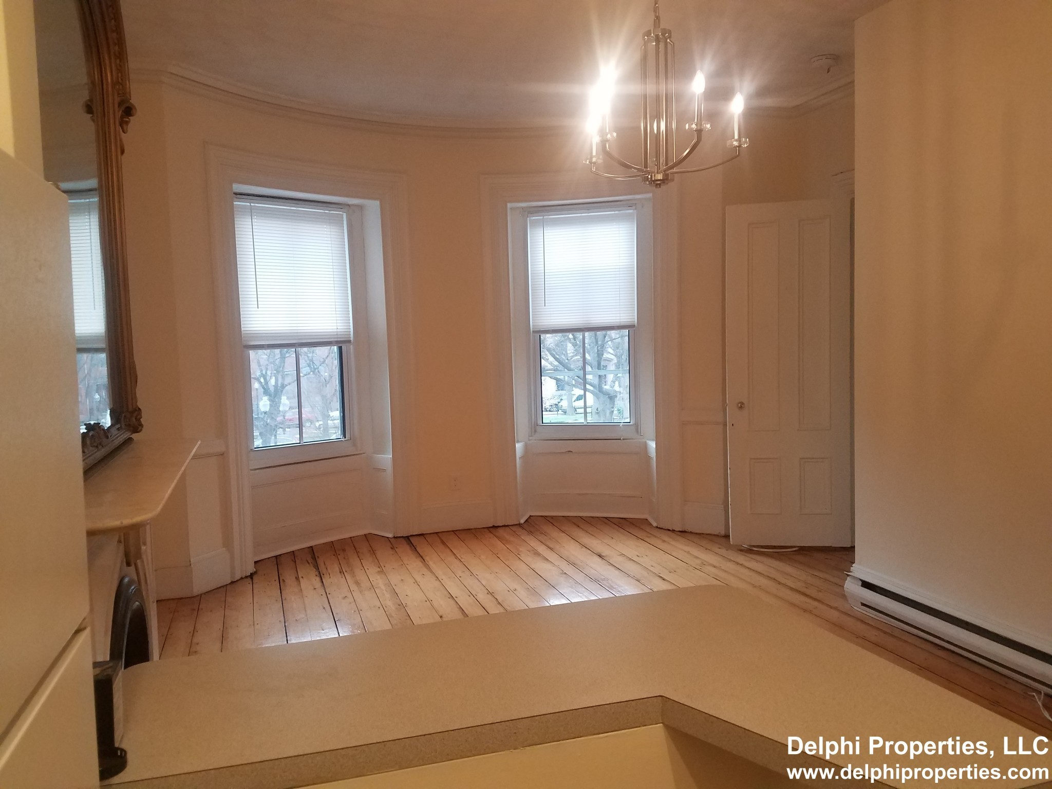 554 Massachusetts Ave, South End