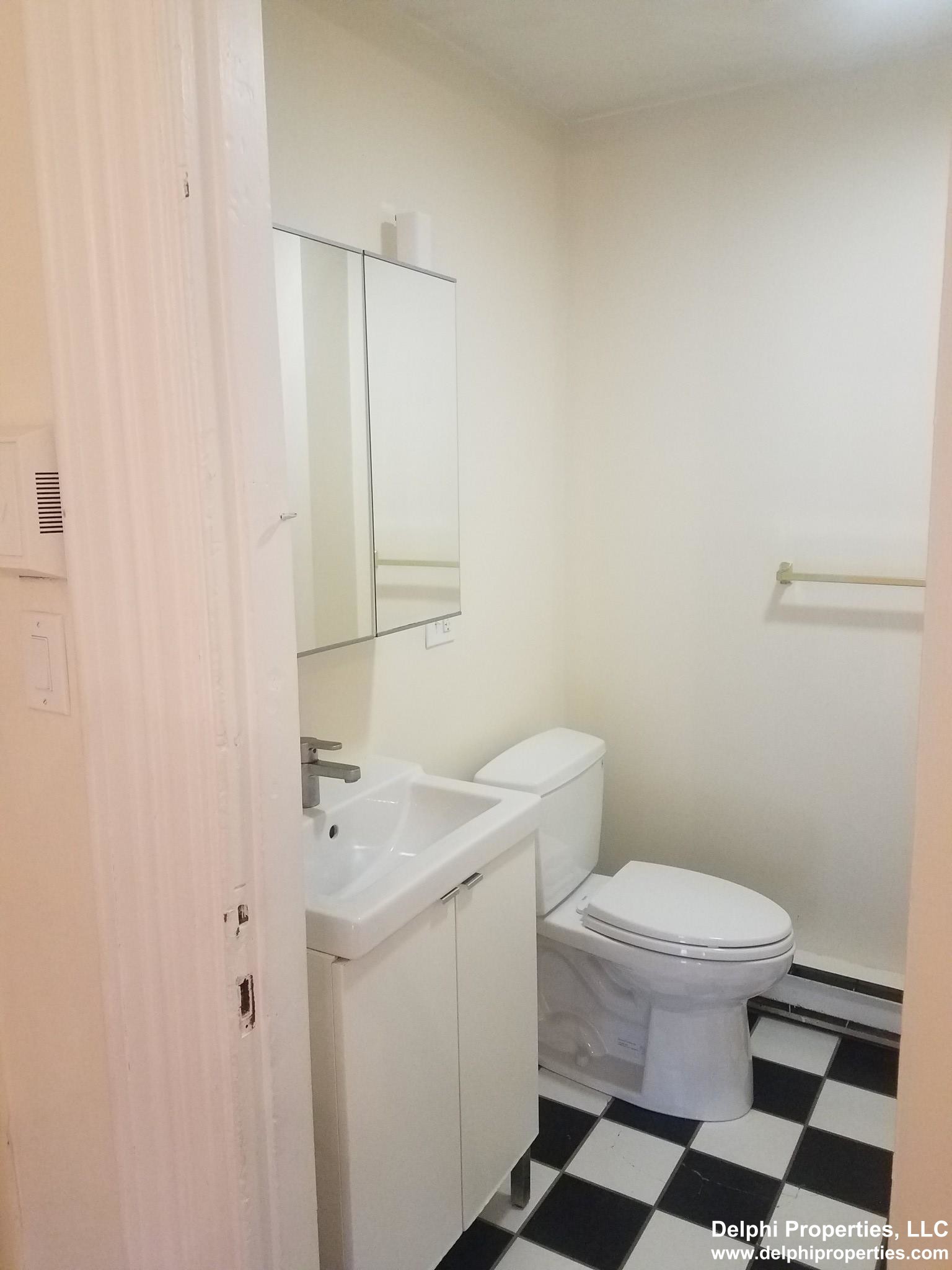 554 Massachusetts Ave, South End