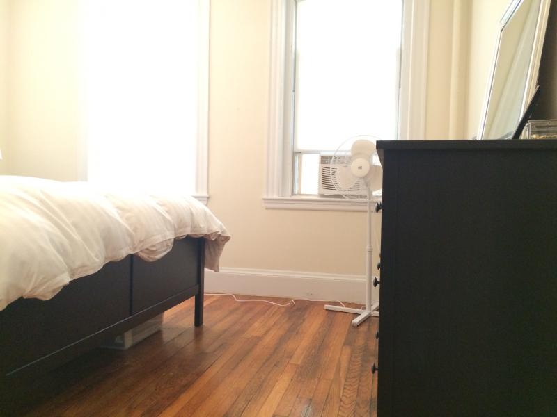 Rental image