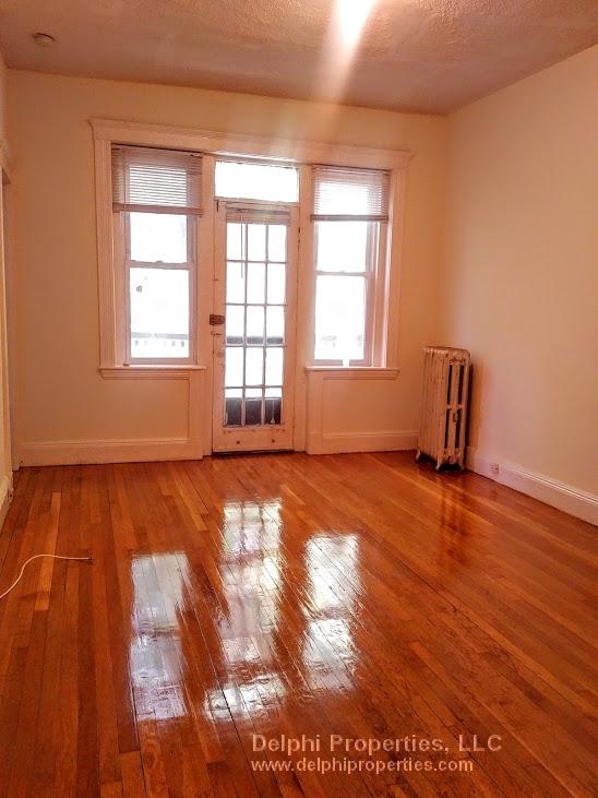 1715 Commonwealth Ave, Brighton