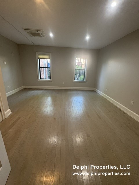 Rental image
