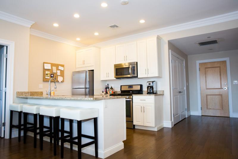 20 Englewood Ave, Washington Square