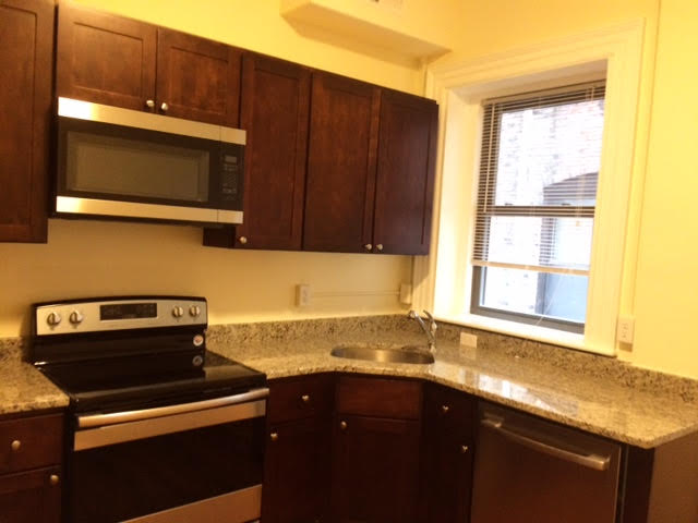 1463 Beacon St, Brookline Hills