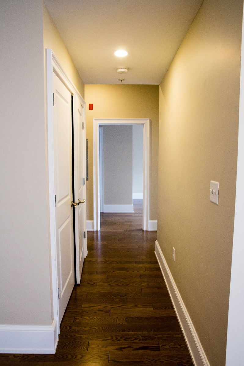 375 Market St, Oak Square