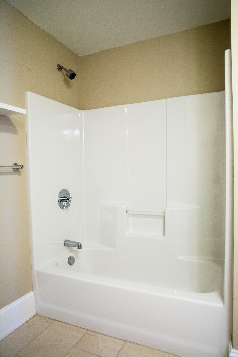 375 Market St, Oak Square