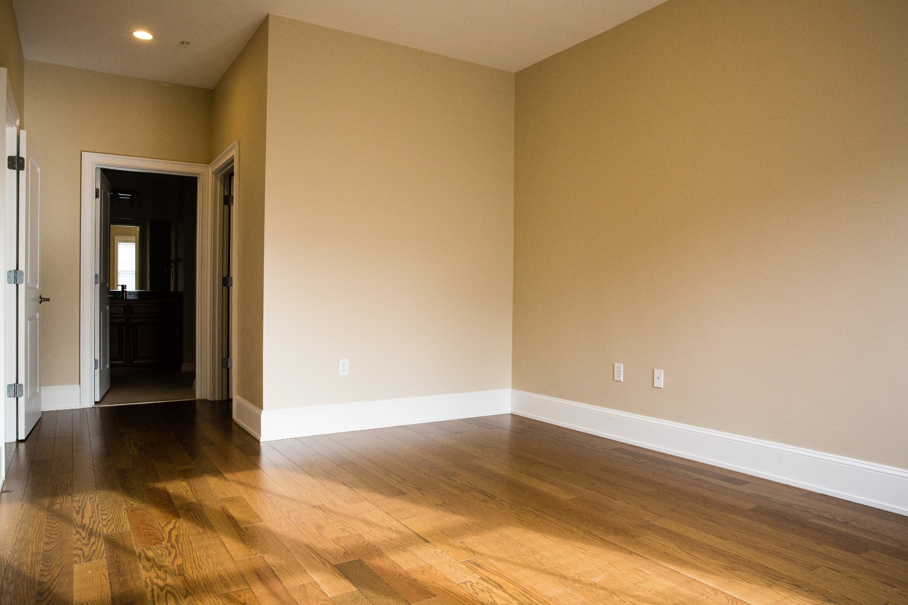 375 Market St, Oak Square