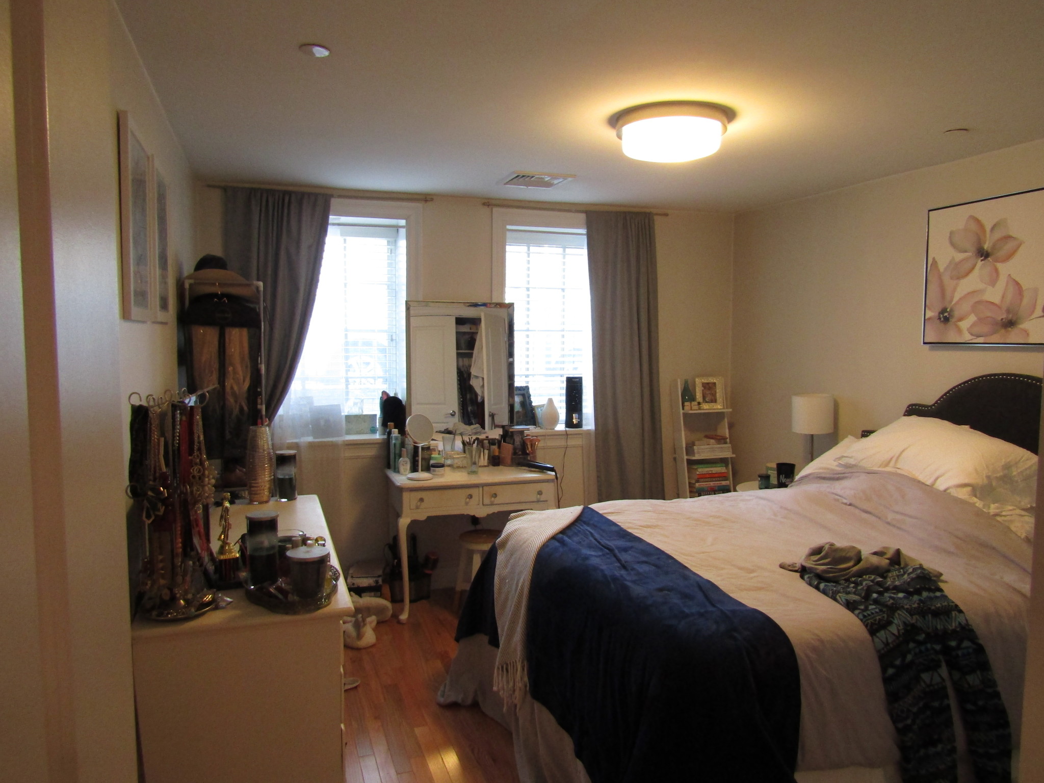 8 Harvard Ter, Allston