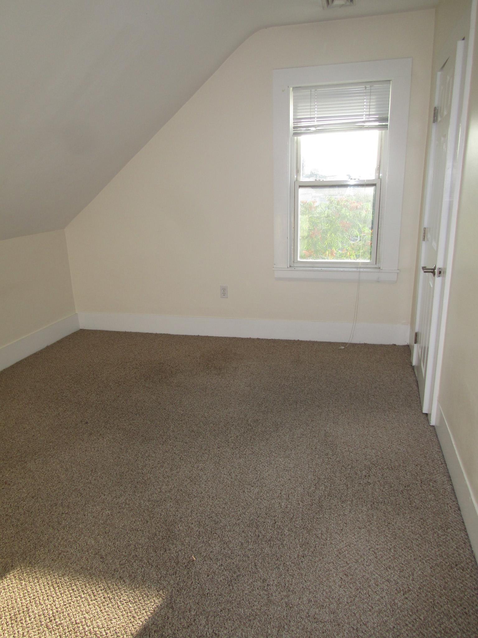 4 bed, 2 bath apartment for rent at 167 Charles St Unit 3, Waltham — photo 9 of 16