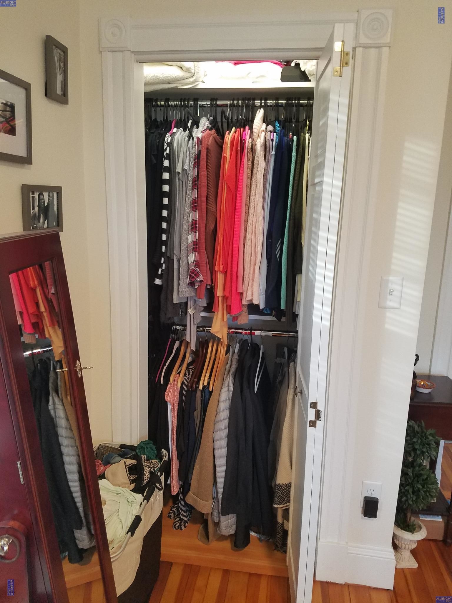 288 Summit Ave, Brighton