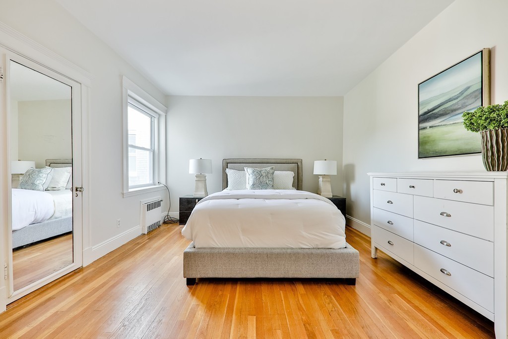 24 Dean Rd, Washington Square