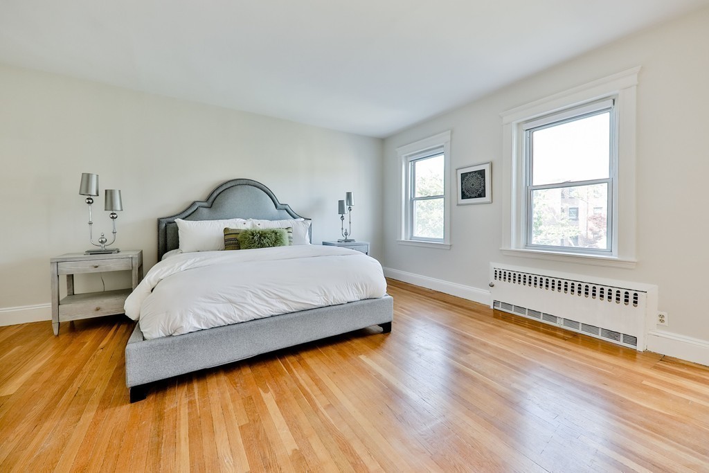 24 Dean Rd, Washington Square