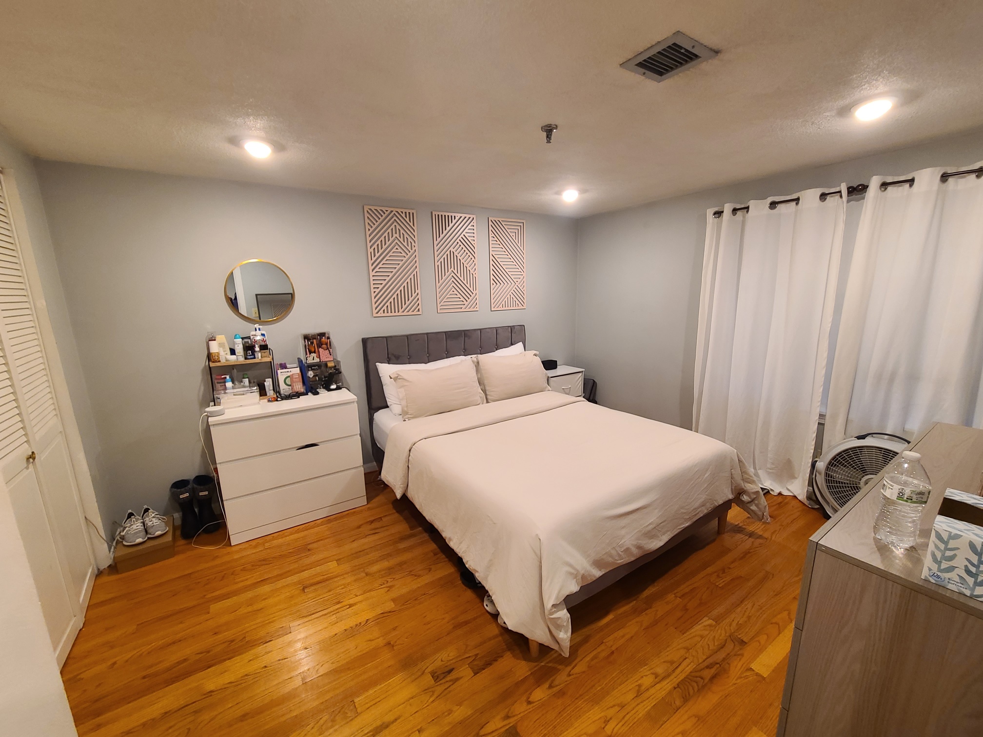 1423 Commonwealth Ave. - Brighton